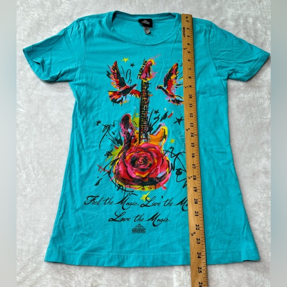 Rock ‘n’ roll Hall of Fame Short Sleeve T-shirt.  Size Small.  100% Cotton. - Picture 4 of 10